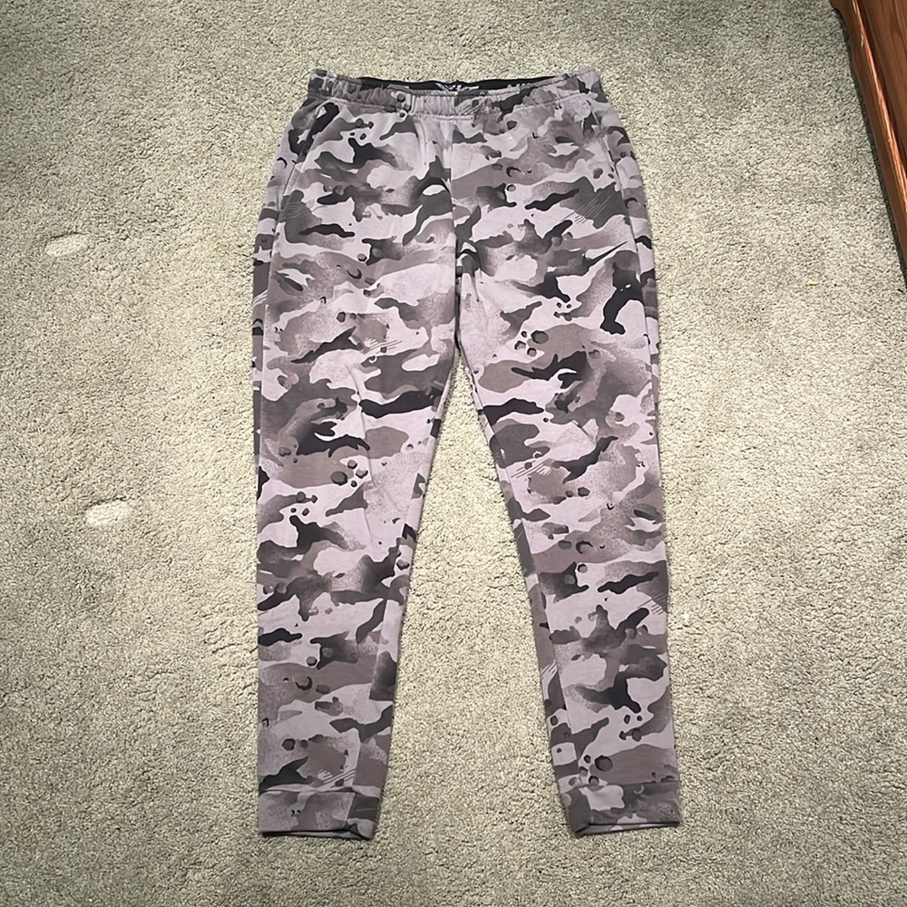 Nike Camo Joggers